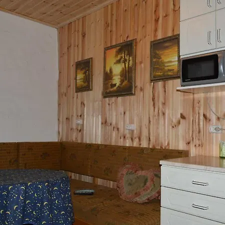 Mo Hostel