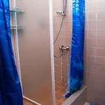 Hostel Mo *